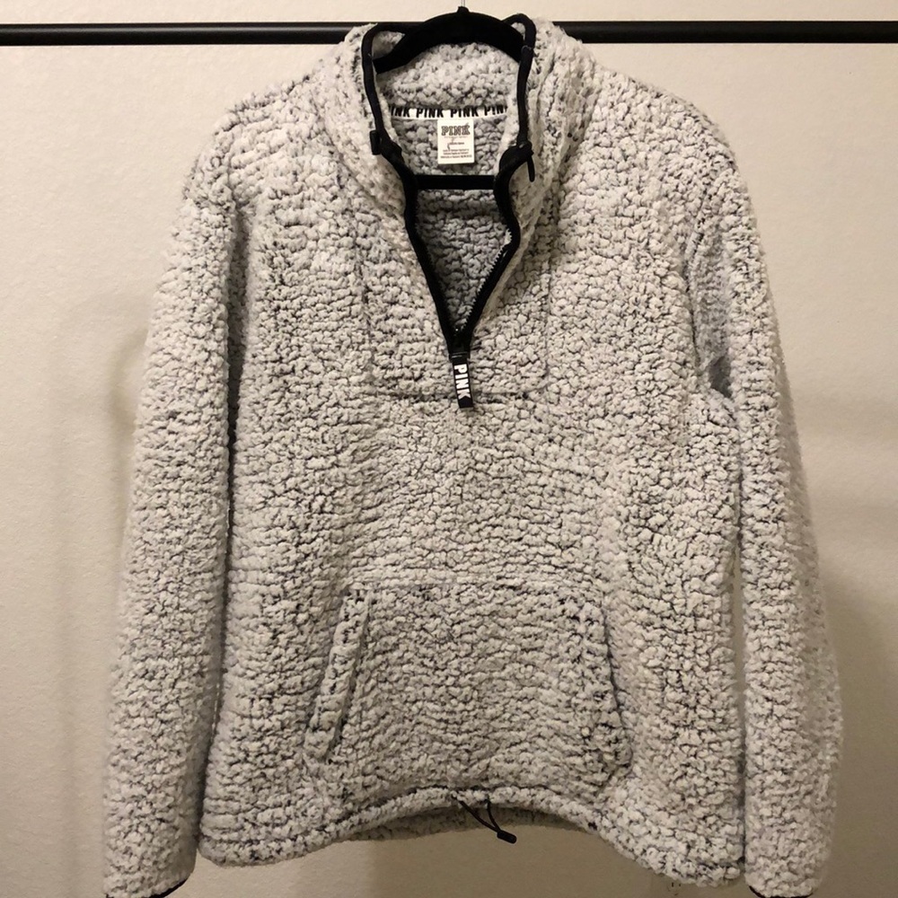 Victoria’s Secret PINK Pullover